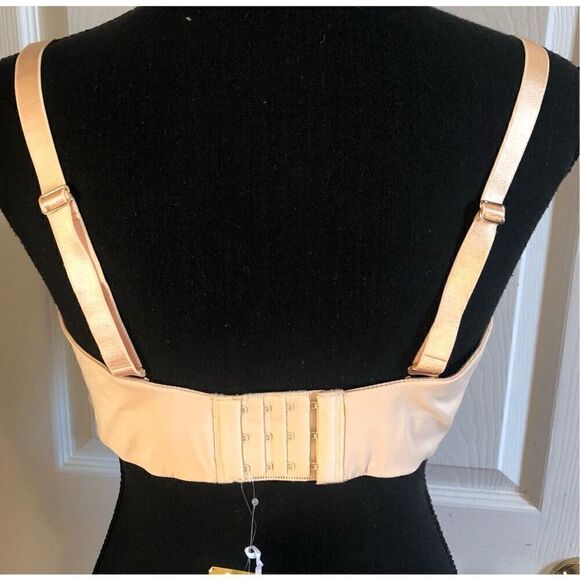 Delimira Strap/Strapless Bra Sizes 38B, 38C, 38D and 40C - Picture 2 of 8